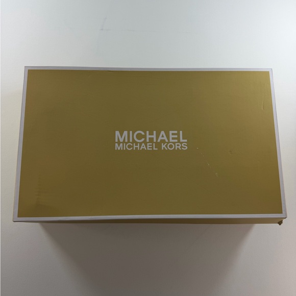 MICHAEL MICHAEL KORS Crosby Leather Moto Boot $295 Retail Color Black Size 7 - Picture 6 of 9